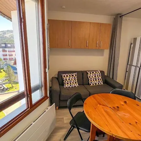 Lägenhet Cocon Montagnard Acces Direct Aux Pistes Et Gr10 *